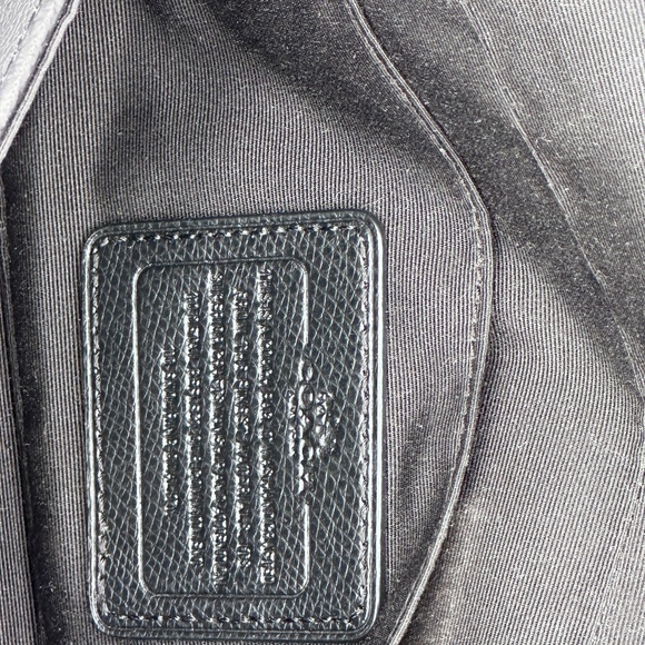 AUTHENTIC COACH F35882 QUINN CROSSBODY BRAMBLE ROSE PRINT BLACK CANVAS GOLD - Picture 2 of 16